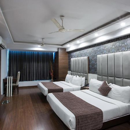 Hotel Narula'S Aurrum Amritsar Bilik gambar