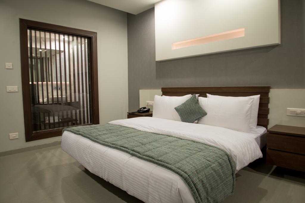 Hotel Narula'S Aurrum Amritsar Luaran gambar