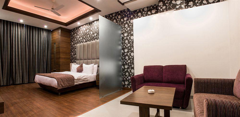 Hotel Narula'S Aurrum Amritsar Luaran gambar