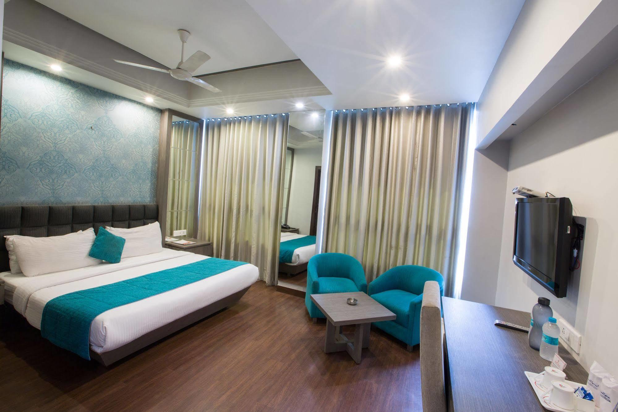 Hotel Narula'S Aurrum Amritsar Luaran gambar