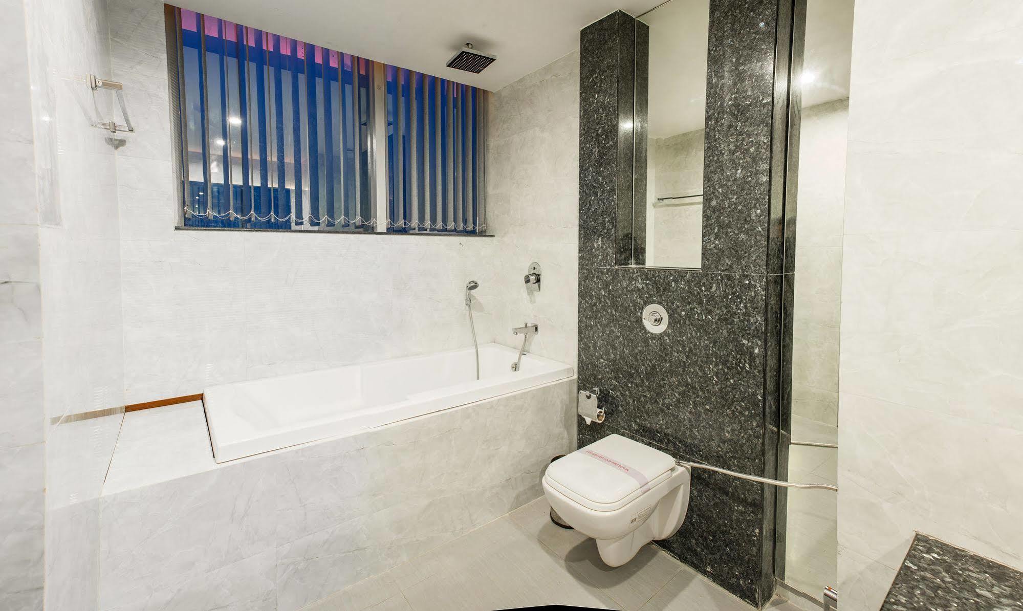 Hotel Narula'S Aurrum Amritsar Luaran gambar