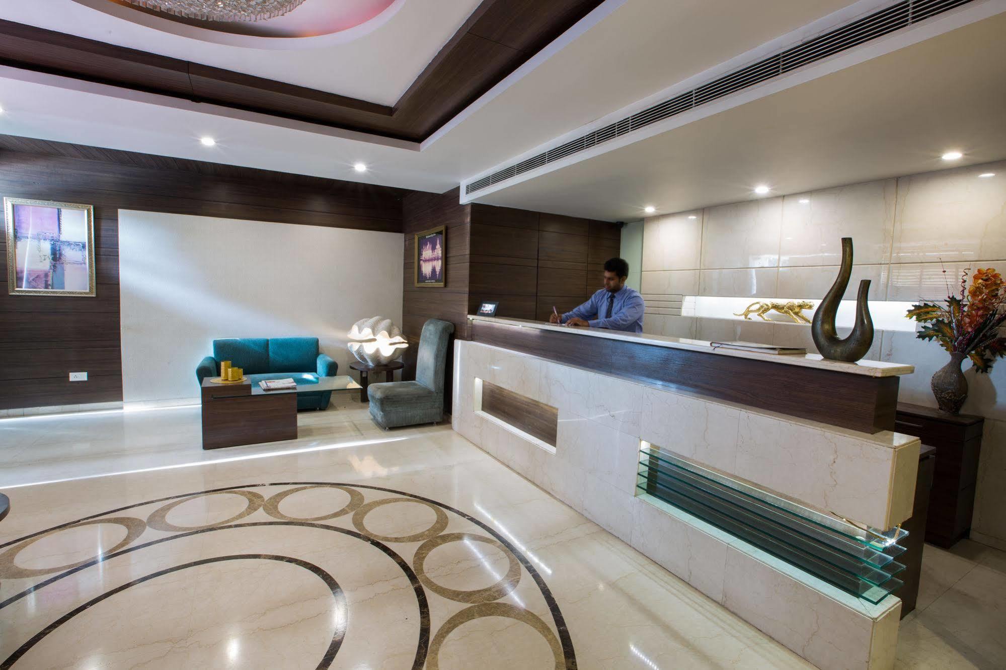 Hotel Narula'S Aurrum Amritsar Luaran gambar