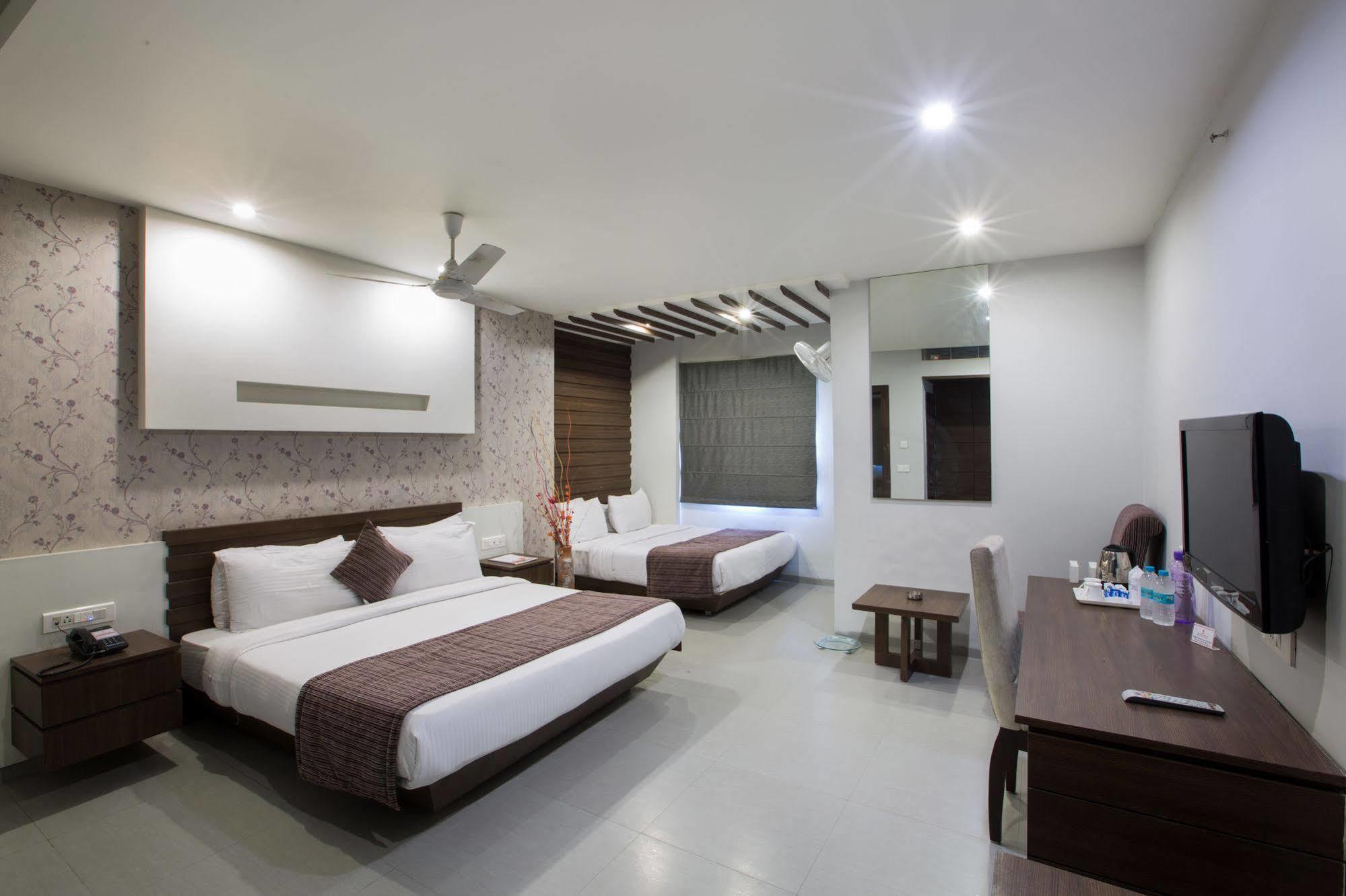 Hotel Narula'S Aurrum Amritsar Luaran gambar